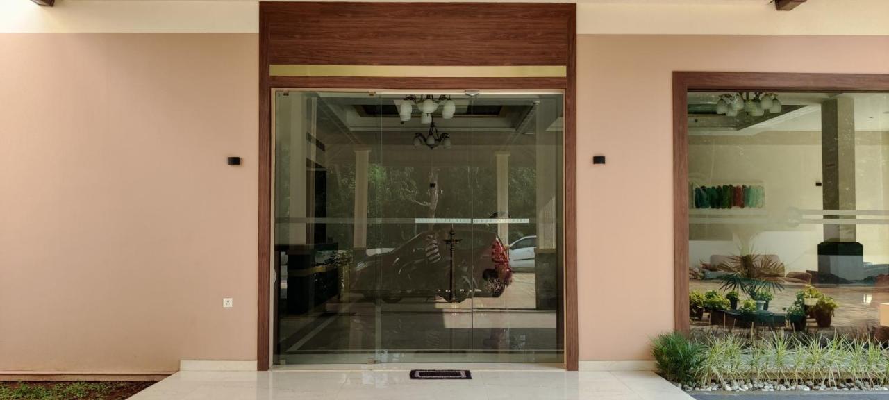 Valluvanad Residency Perintalmanna Extérieur photo